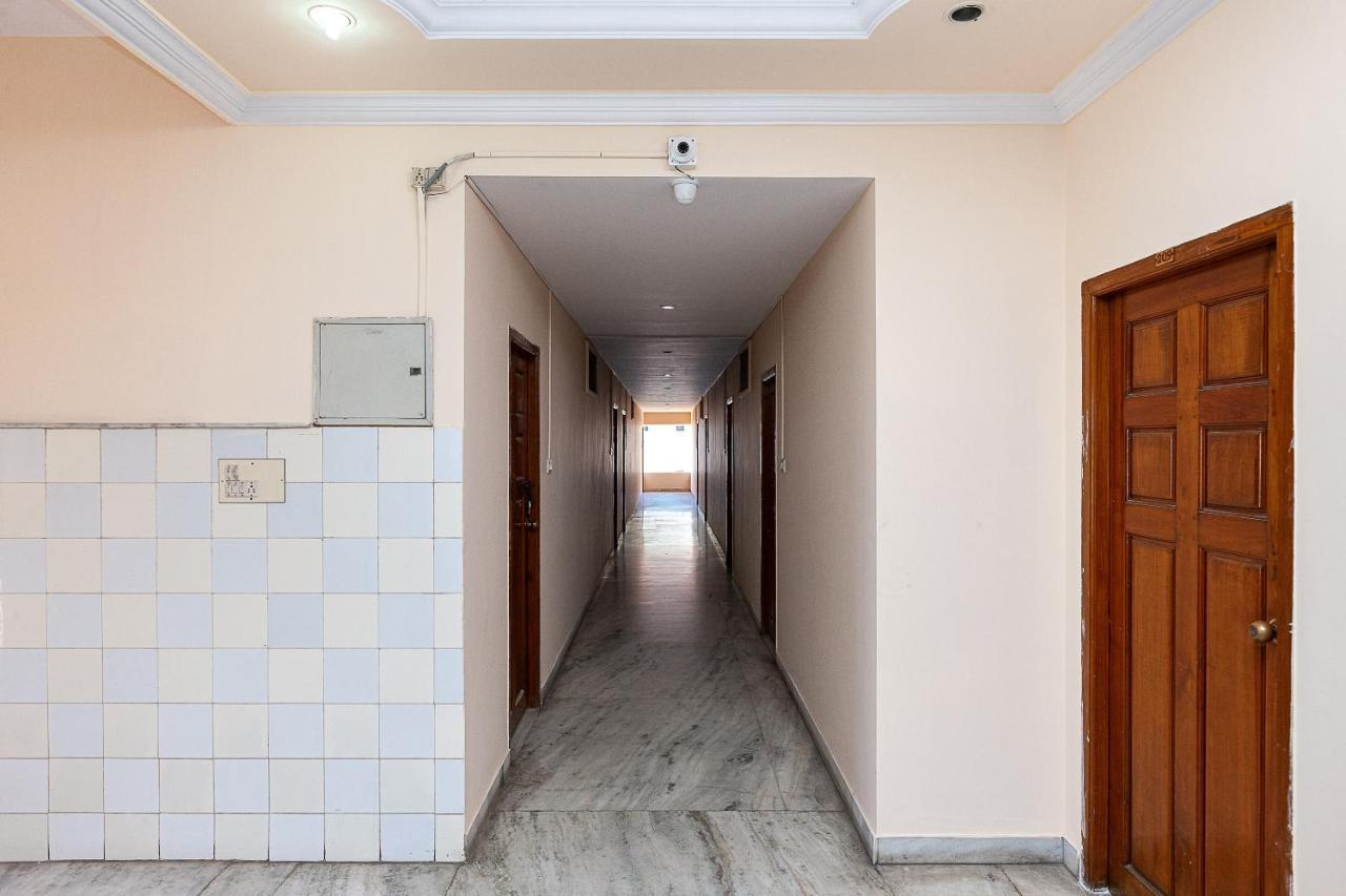 Oyo 38559 Ramana Residency Hotell Tiruvannāmalai Eksteriør bilde